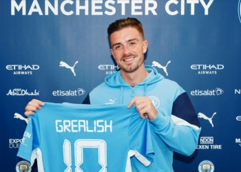 ¿Una opción menos para Messi? Manchester City ya presentó a su 10