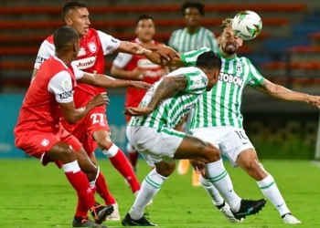 Nacional y Santa Fe, en conversaciones por un defensor
