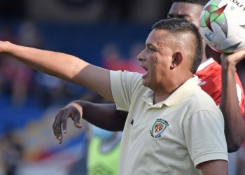 César Torres, la promesa de Tulio Gómez y los jugadores que no rotaría