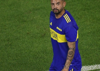 Prensa argentina no perdona a Cardona: "Boca lo necesita con menos intermitencia"