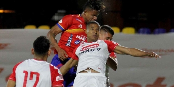 Fainer Torijano le da una agónica victoria a Santa Fe ante Deportivo Pasto