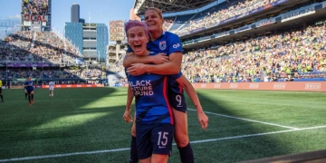 Fútbol femenino bate record de público en EE. UU.