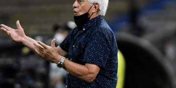 Julio Comesaña, Deportivo Independiente Medellín, DIM, DaleRojo, Liga BetPlay 2021-II, Once Caldas, crítica