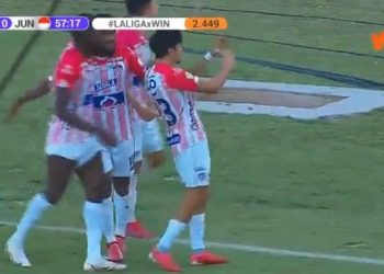 No le cobraron un penal a Junior y Sambueza se desquitó haciendo gol