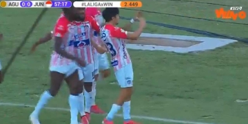 No le cobraron un penal a Junior y Sambueza se desquitó haciendo gol