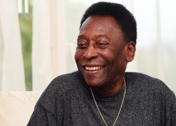Según prensa brasileña: Pelé fue hospitalizado de nuevo