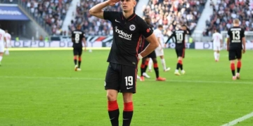 Borré: "Tomar la decisión de jugar en la Bundesliga es lo mejor para preparar el Mundial"