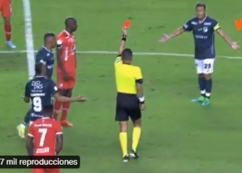 Teófilo Gutiérrez y Gustavo Torres expulsados por pelear en los camerinos
