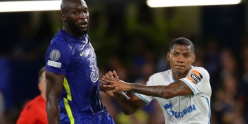 Wilmar Barrios y un correcto partido como central en la derrota ante Chelsea