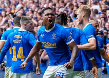 Steven Gerrard otra vez habló de Alfredo Morelos: "Me gusta trabajar con él"