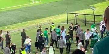 «Pelagatos», los hinchas de Atlético Nacional y el abucheo al alcalde Daniel Quintero