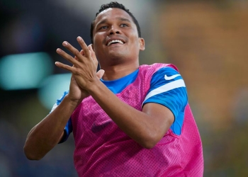Carlos Bacca y la invitación a los hinchas del 'Tiburón'