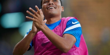 Carlos Bacca y la invitación a los hinchas del 'Tiburón'