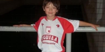 Las fotos de Daniel Ruiz con camiseta de Santa Fe