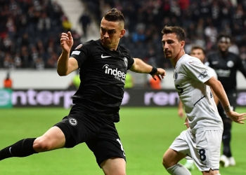 ¿Qué pasa, Santos Borré? ¡Tampoco en la Europa League!