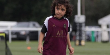 ¿4 años y ya le hicieron contrato en el Arsenal?