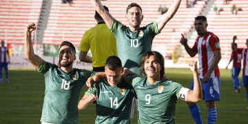 Bolivia y una ayuda para Colombia: goleó a Paraguay en La Paz