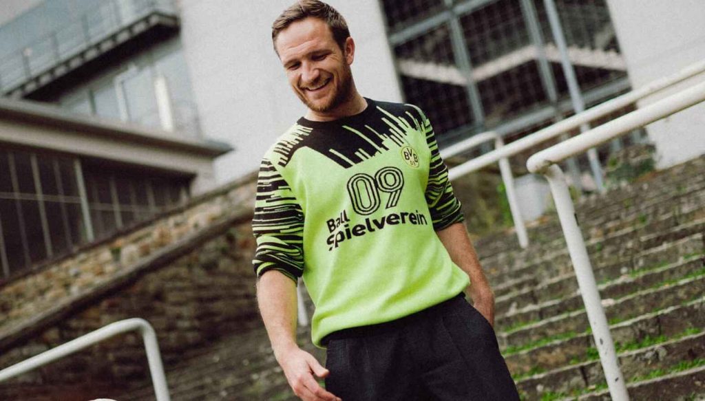 Borussia Dortmund estrena suéter inspirado en los 90