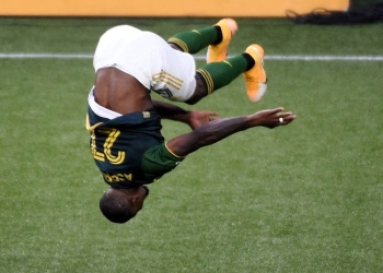 A Dairon Asprilla lo confunden con el hijo del Tino, por culpa de su golazo