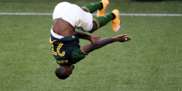 A Dairon Asprilla lo confunden con el hijo del Tino, por culpa de su golazo