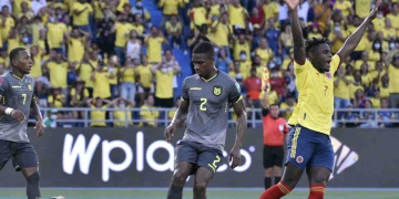 Duván Zapata y otro partido donde no acaba su sequía