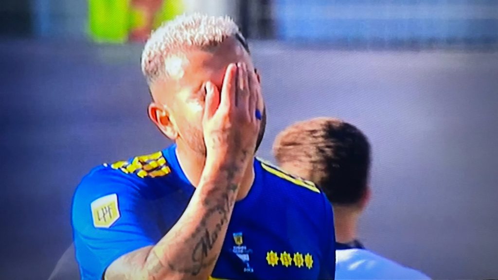 Otro ídolo de Boca Juniors criticó a Edwin Cardona: "No tiene compromiso"