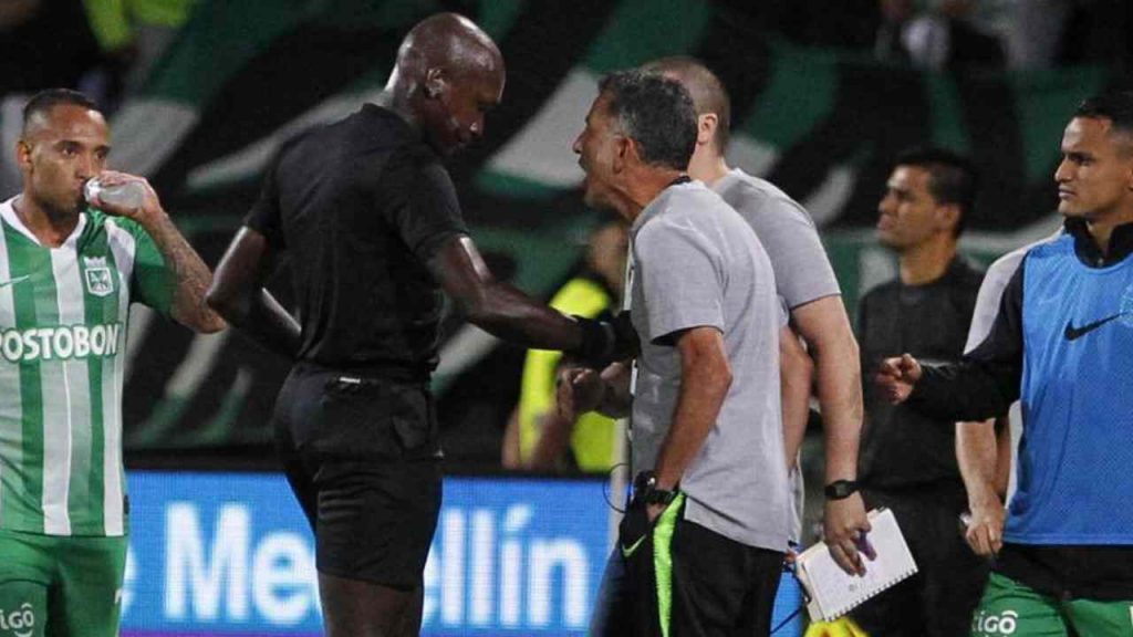 Juan Carlos Osorio y su reencuentro con el árbitro Jhon Hinestroza