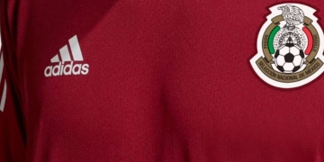 ¿México tendría un uniforme granate en 2022?