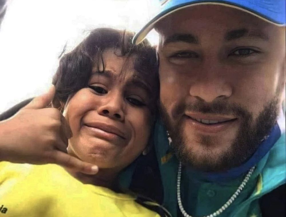 Papá de Neymar salió en defensa por su foto con un niño colombiano: "Él es un héroe"