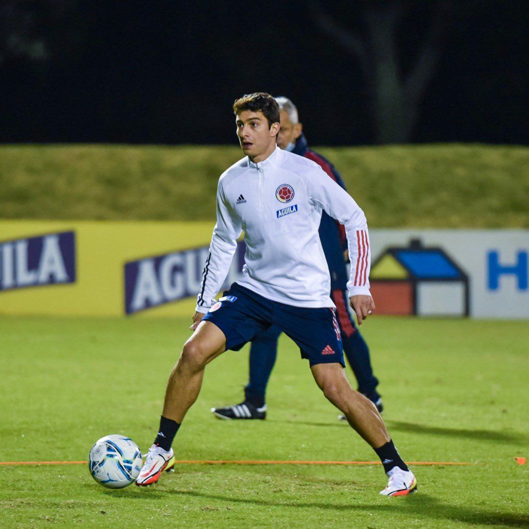 Continúan llegando los jugadores de la Selección Colombia a la  concentración en Bogotá