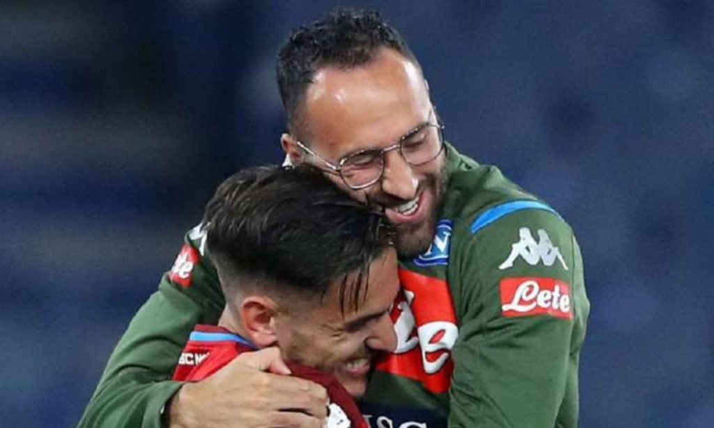 Técnico de Napoli Alex Meret y David Ospina son dos porteros fuertes