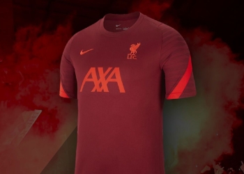 Campaña para corredores de seguros con camisetas del Liverpool FC