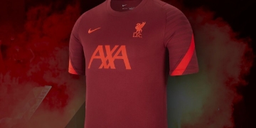 Campaña para corredores de seguros con camisetas del Liverpool FC
