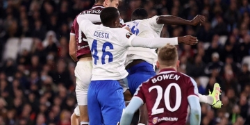 ¿Qué le pasó a Carlos Cuesta en la Europa League?