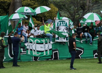 Deportivo Cali: ¡Banderazo de hinchas antes del clásico!