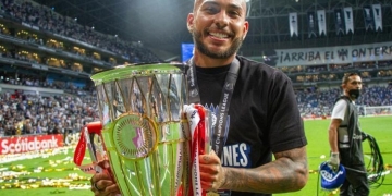 Duvan Vergara, fotos y festejo de su primer título internacional