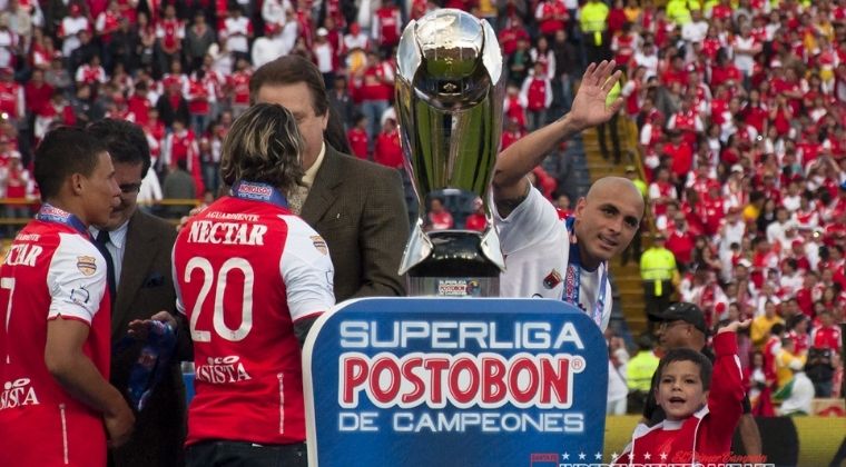 Santa Fe, el más veces campeón de la Superliga: los 5 equipos que han alzado ese trofeo