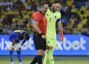 FIFA también reconoció la gran tarde de David Ospina: "Hasta el árbitro lo felicitó"