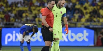 FIFA también reconoció la gran tarde de David Ospina: "Hasta el árbitro lo felicitó"
