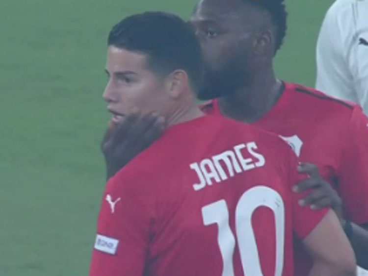 La discusión que tuvo James en la final de la Copa del Emir