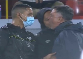 El momento de furia de Juan Carlos Osorio en la Superliga