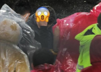 La foto de El Tiempo sobre el gesto de Osorio a la afición de Santa Fe