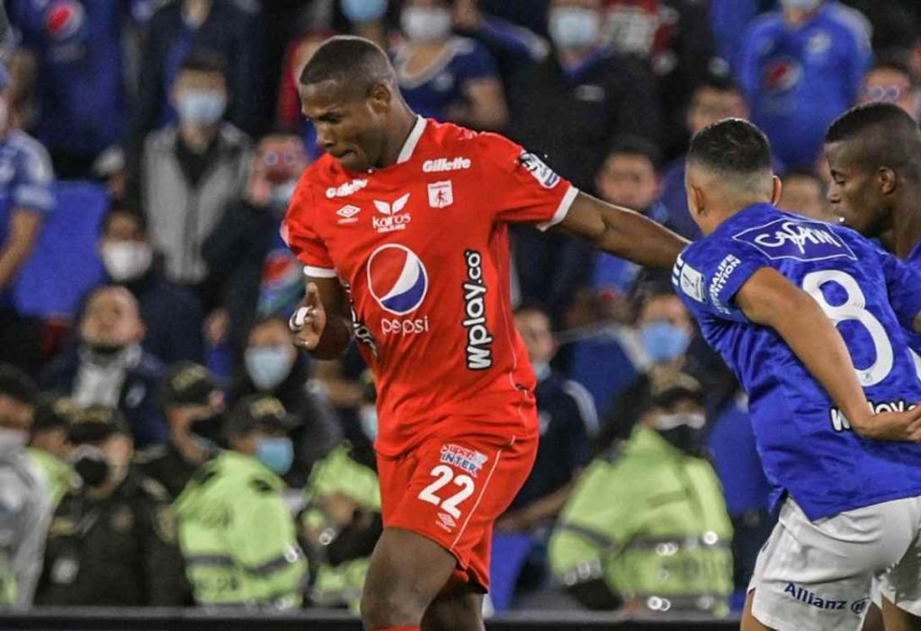 Millonarios, América