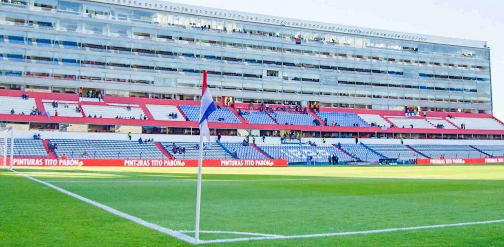 Formación titular de la Selección Colombia contra Uruguay