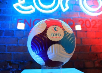 Balón oficial Nike para la Eurocopa femenina 2022