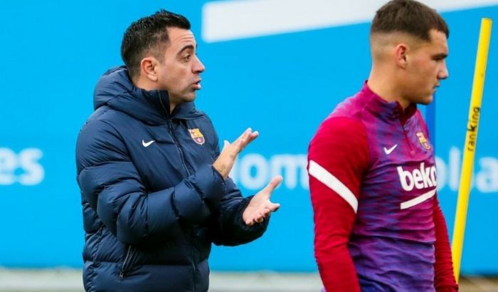 Xavi citó a jugador colombiano para entrenar con el primer equipo del Barça