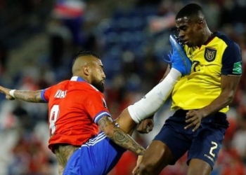 Ecuador sorprendió a Chile y puso medio pie en Catar