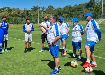 Hernán Darío Gómez, Selección de Honduras, Selección de Panamá, Eliminatorias al Mundial de Fútbol Qatar 2022, ex-Medellín, ex-DIM, DaleRojo