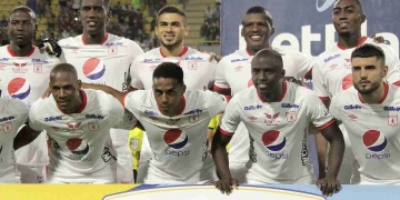 Negocia con clubes del extranjero y se marcharía de América