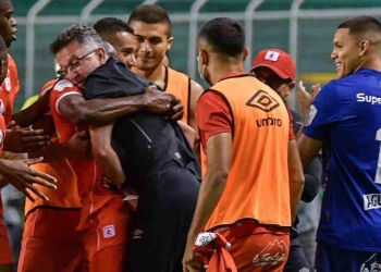 Emerson Batalla: «Me gustaría que Osorio siguiera, todo es más fácil»
